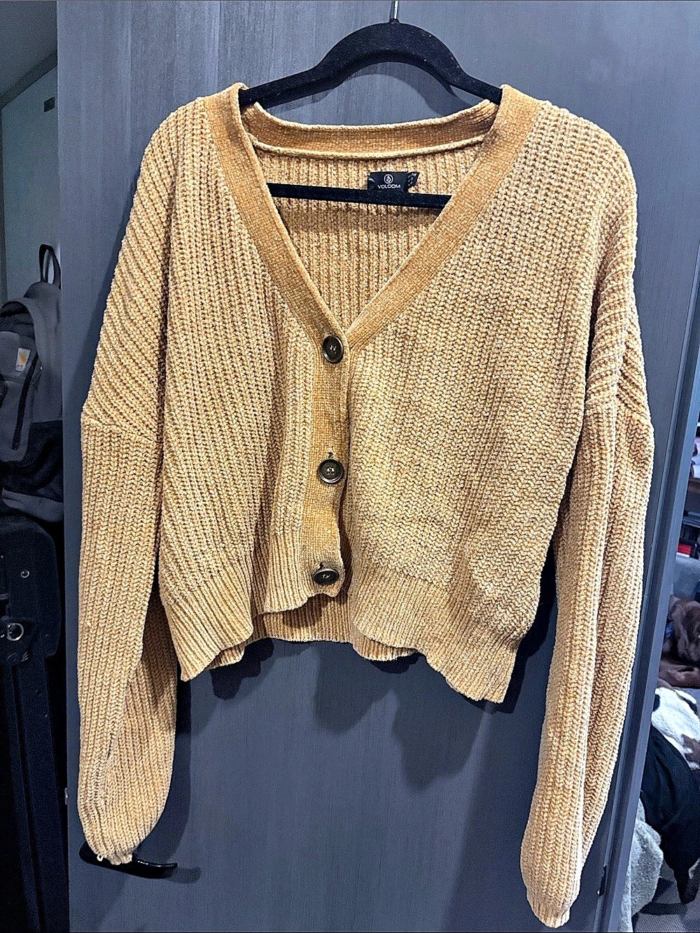 Volcom V-Neck Knit Cardigan Yellow Size Large